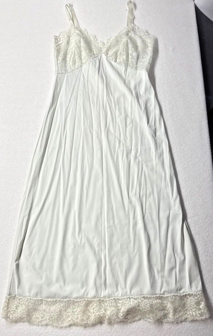 Van Raalte Light Blue Full Slip Lace Nylon Nightgown Womens Vintage